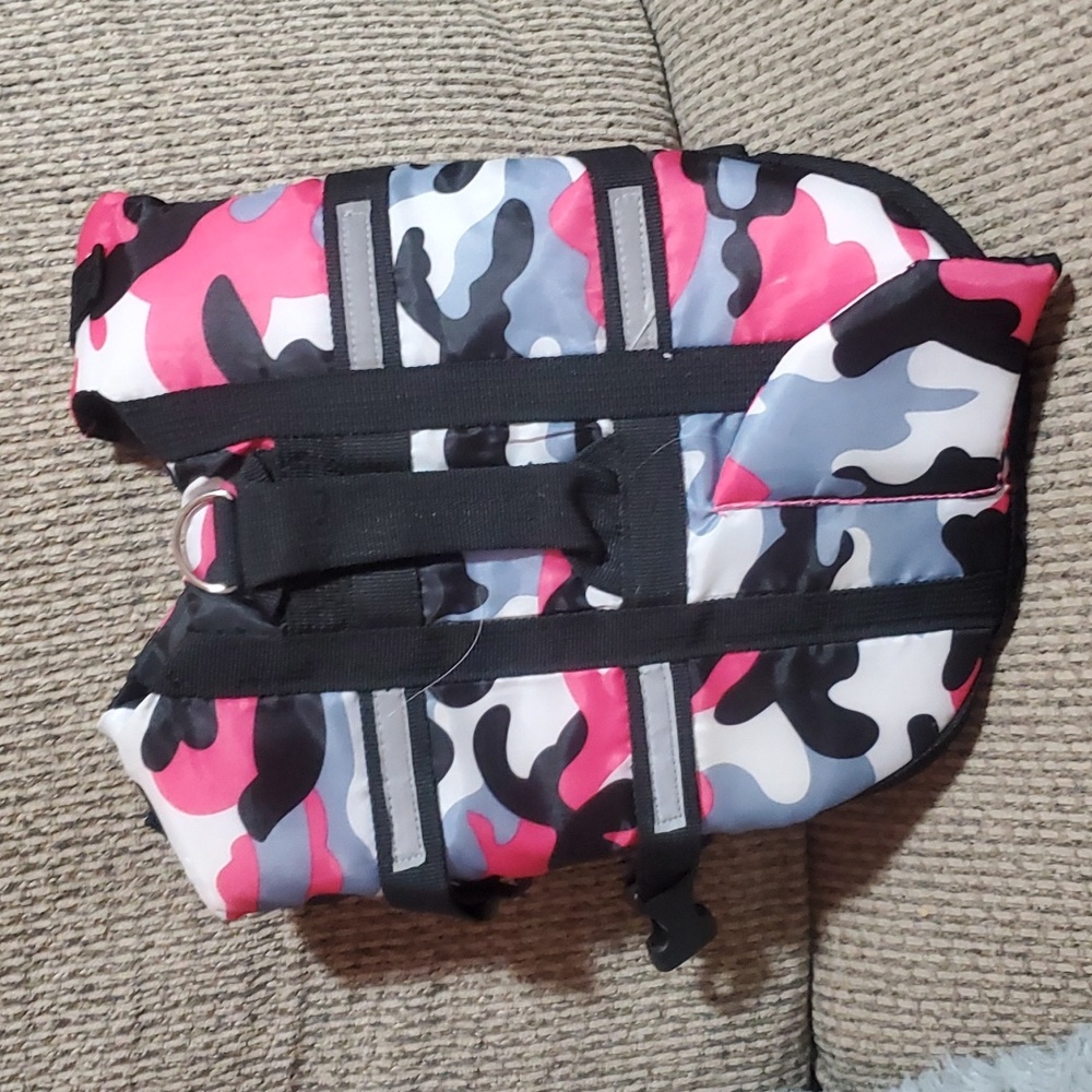 Dog live vest